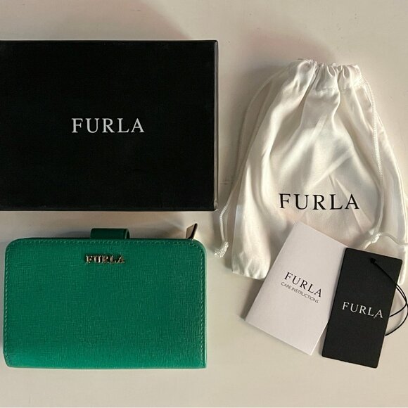 Furla Babylon M zip around leather wallet. Brand new with tags in box - Picture 5 of 5